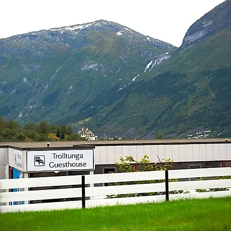 Trolltunga Szálloda *